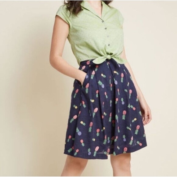 Louche London Tropical Pineapple A-Line Skirt NWT XS (Runs Small, 24” Waist) - Picture 11 of 11